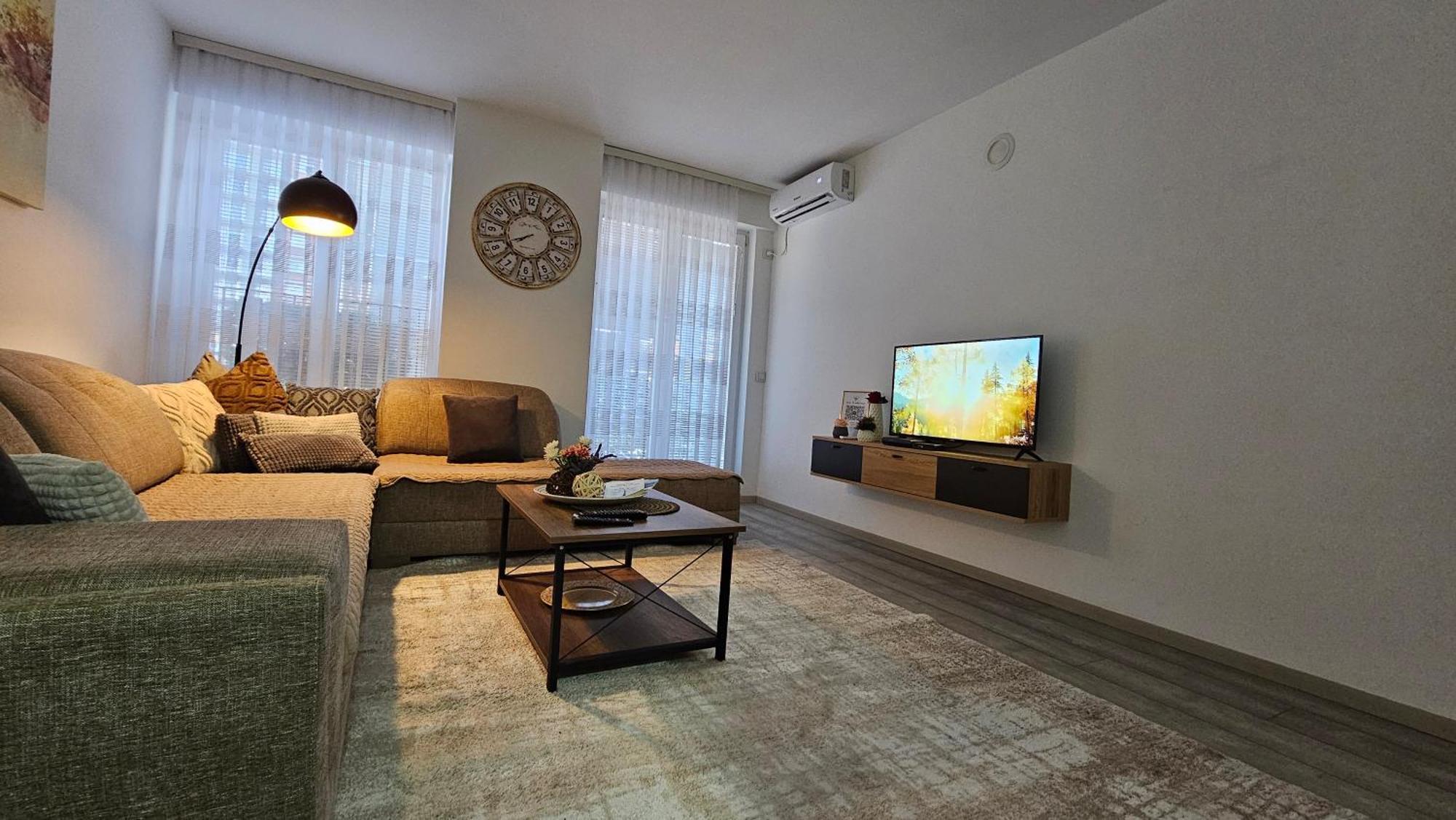 Superb 1 Bedroom In The Best Zone Of The City. Ferizaj Kültér fotó